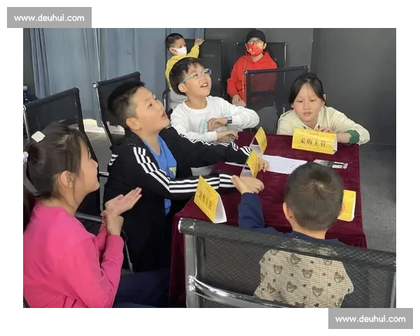 近义词大比拼：挑战你的词汇量，提升语言表达能力的趣味游戏